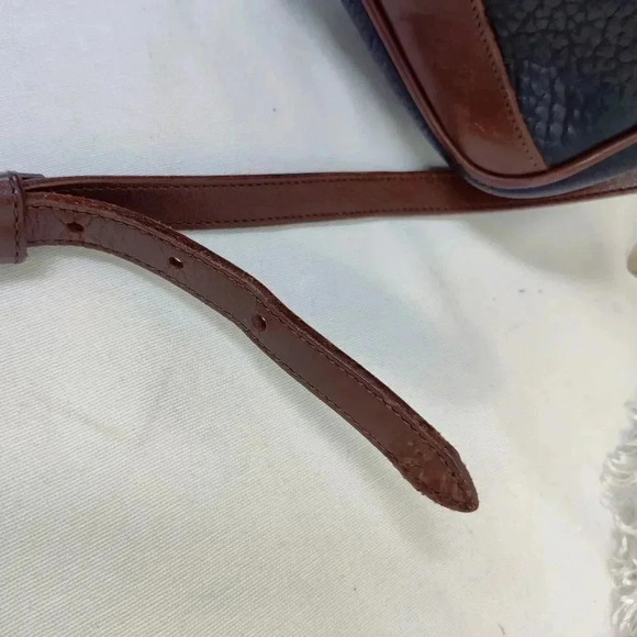 Dooney & Bourke vintage black leather saddle bag crossbody - Picture 3 of 16